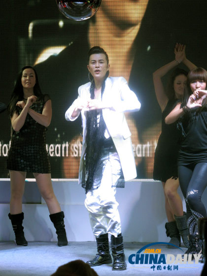 林耿賢《希望2012》發(fā)布 關愛希望成主題(圖)