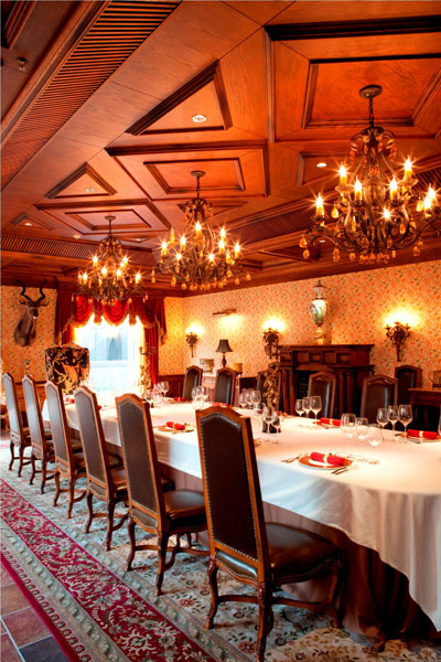 East東方紅酒窖 悅享美食美酒慢生活(圖)