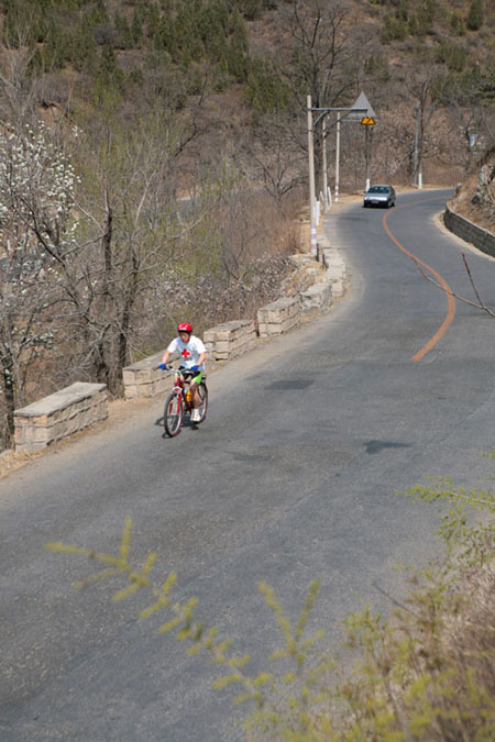 大風中開始野外體能訓練(2006年04月17日)