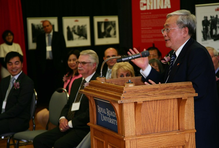 《百名攝影記者聚焦中國》加拿大揭幕