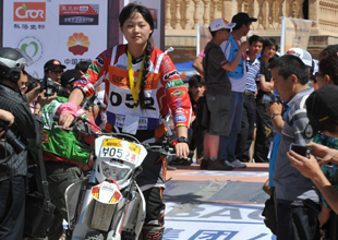 宿燕莉、盧敏：環(huán)塔不只是屬于男人