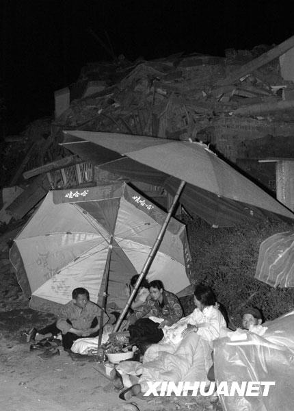 汶川地震一周年：歷史永遠銘記[組圖]