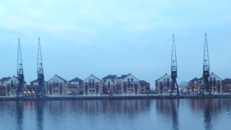 Excel是倫敦最大的會展場館之一 周圍風景優美