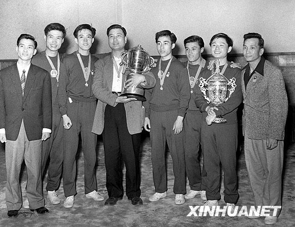 銀球飛舞鑄輝煌[組圖]