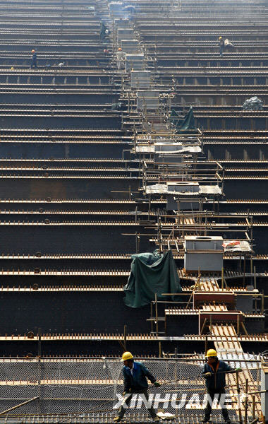 京滬高鐵上海虹橋站“浮出地面”[組圖]