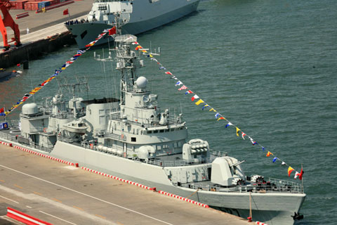 多國海軍艦艇參加中國海軍建軍60周年紀念活動