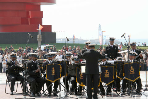 多國海軍樂手同臺演藝 慶祝我國海軍成立60周年
