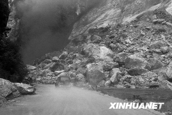 汶川地震一周年：歷史永遠銘記[組圖]