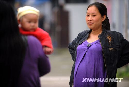 組圖：“我們要再做一次媽媽”