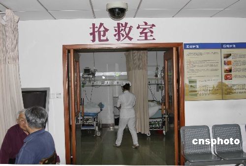 上海市區發生槍擊事件 一男子連中兩槍(圖)