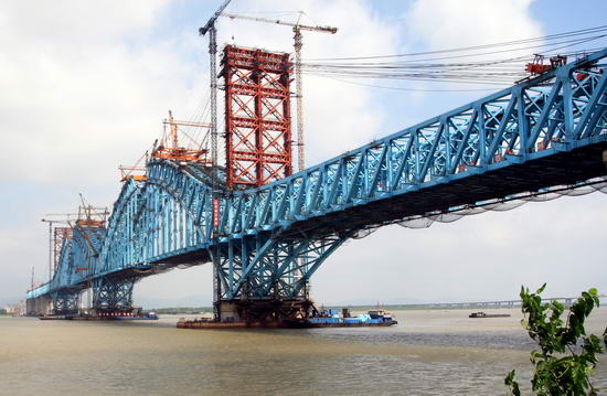 南京大勝關長江大橋合龍在即[組圖]