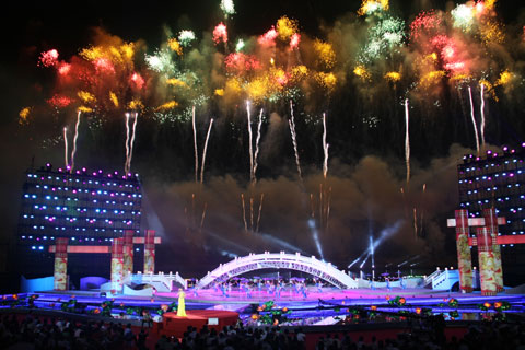 慶泰煙花國際比賽拔頭籌