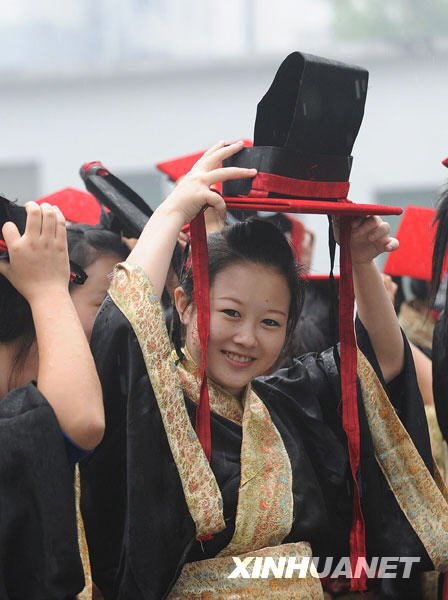 安徽合肥學子舉行漢服成人禮[組圖]