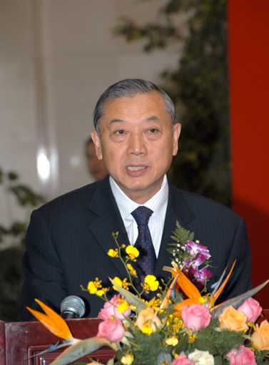 東航與云南省政府簽訂《戰(zhàn)略合作協(xié)議》金孔雀將重新飛上藍(lán)天