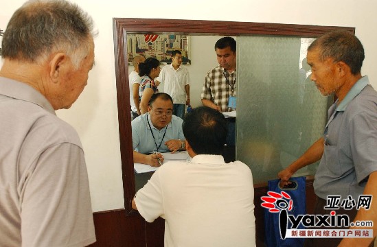 烏魯木齊勞動局大下訪 重點排查農民工工資拖欠等問題