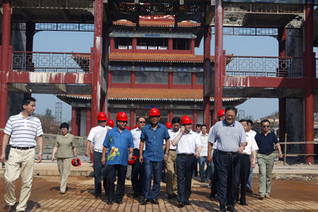 海南省委書記衛留成視察?？邙欀扌鲁鞘┕がF場