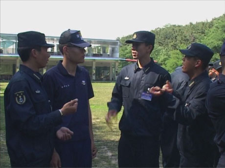 多國軍校學(xué)員齊聚海軍國際學(xué)員周