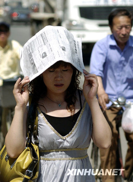 熱浪席卷全國17省市 多地區高溫超40℃(圖)