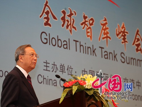 曾培炎:危機以來反傾銷增40% 全球化方向不可逆轉