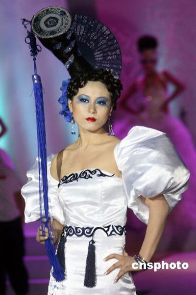 2010中國發型化妝潮流趨勢在京發布[組圖]