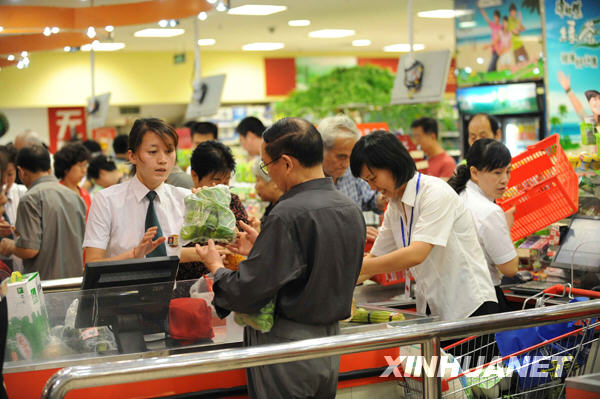 烏魯木齊努力恢復城市正常生產生活[組圖]