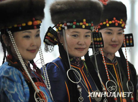 走上T型臺的牧民[組圖]