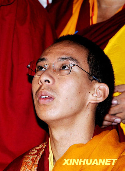 第十一世班禪朝拜扎什倫布寺主要大殿[組圖]