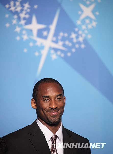 科比中國基金向四川地震災區的兒童捐款[組圖]