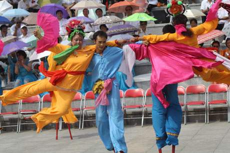 遼陽(yáng)第三屆曹雪芹文化藝術(shù)節(jié)開(kāi)幕