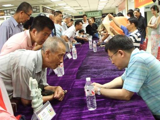 長春舉辦賽寶大會 各路藏家紛紛獻寶