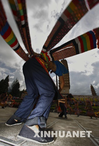 第八屆中國攝影藝術節在云南大理開幕[組圖]
