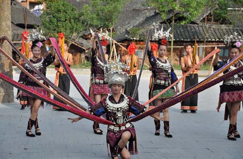 中國互聯網紅色西部行走進多彩貴州