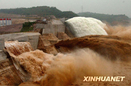 黃河實現(xiàn)連續(xù)十年不斷流[組圖]