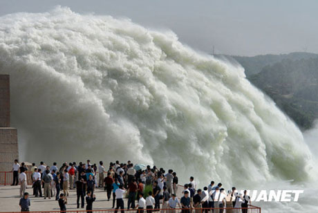 黃河實現(xiàn)連續(xù)十年不斷流[組圖]
