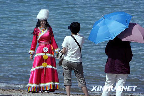 青海湖上好風(fēng)光[組圖]