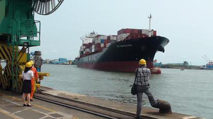 大陸捐贈物資分海空兩路抵臺 