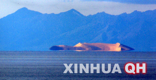 青海湖驚現“海市蜃樓”奇觀[組圖]