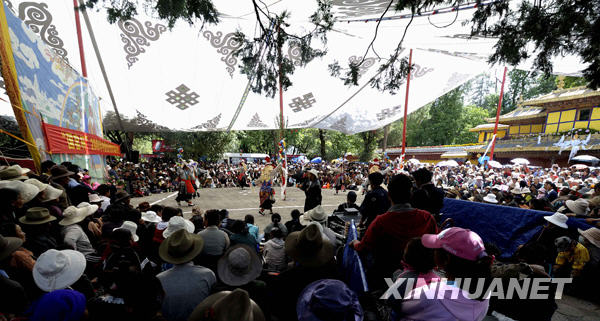 拉薩雪頓節閉幕[組圖]