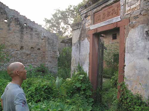 [記者手記]兄弟珍貴,老俵珍重-——我們在老區的家