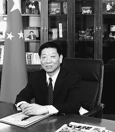 共和國部長訪談錄之尹蔚民：擴大就業 健全社保 人盡其才