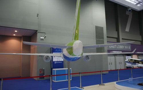 國產大客機外形樣機亮相 2016年交付使用(圖)