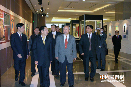 黃小祥：川臺攜手 “天府之國”依然美麗