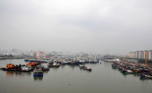 熱帶風暴彩虹11日2時20分登陸海南文昌(圖)