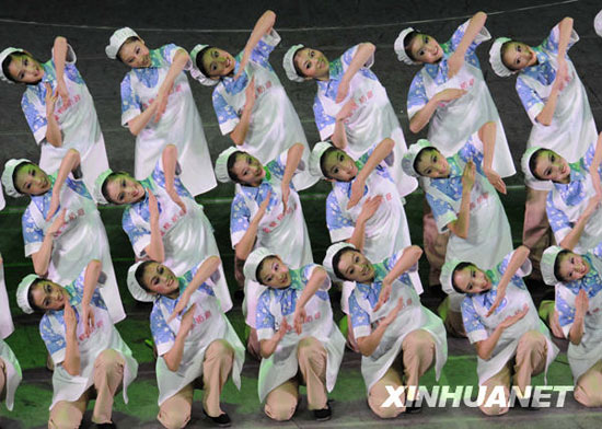 大型音樂舞蹈史詩《復興之路》首演獲巨大成功