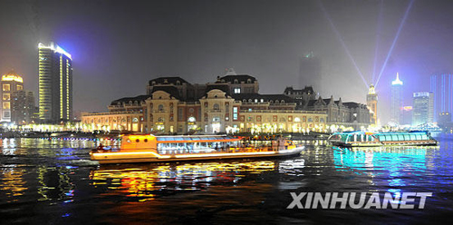 流光溢彩“不夜河”[組圖]