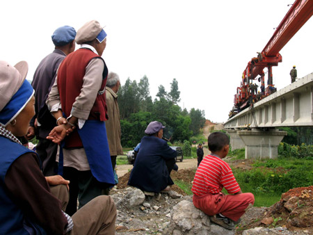 大麗鐵路：從大理到麗江只需一個(gè)半小時(shí)(圖)
