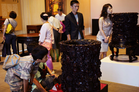 “紫檀的奧秘——中國紫檀博物館館藏珍品特展”在臺(tái)北隆重開幕