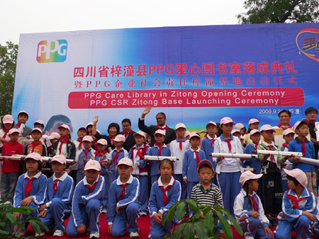 多彩圖書室點亮地震災區孩童人生(組圖)