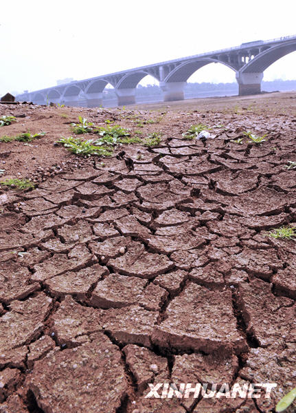 湘江枯水 300萬居民飲水受威脅