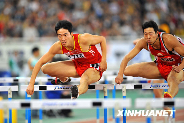 劉翔晉級(jí)男子110米欄決賽